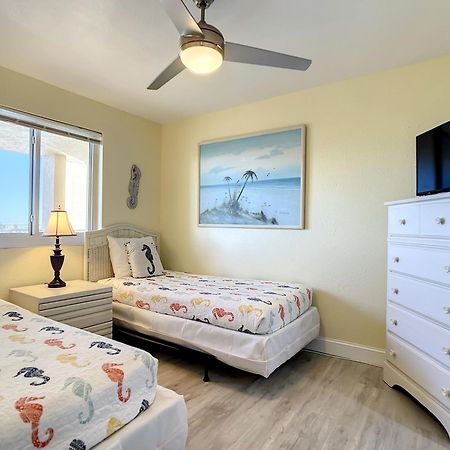 Oceanfront Balcony, Pool, Bbq, Steps To Flagler Ave Villa New Smyrna Beach Ngoại thất bức ảnh